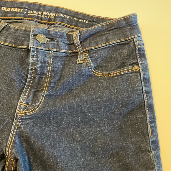 Old Navy Jeans, Mid-Rise, Super Skinny, 5-Pocket, Size 2 - Picture 4 of 11